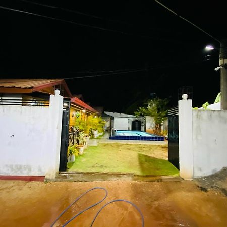 Alffa Guest Inn Trincomalee Ngoại thất bức ảnh