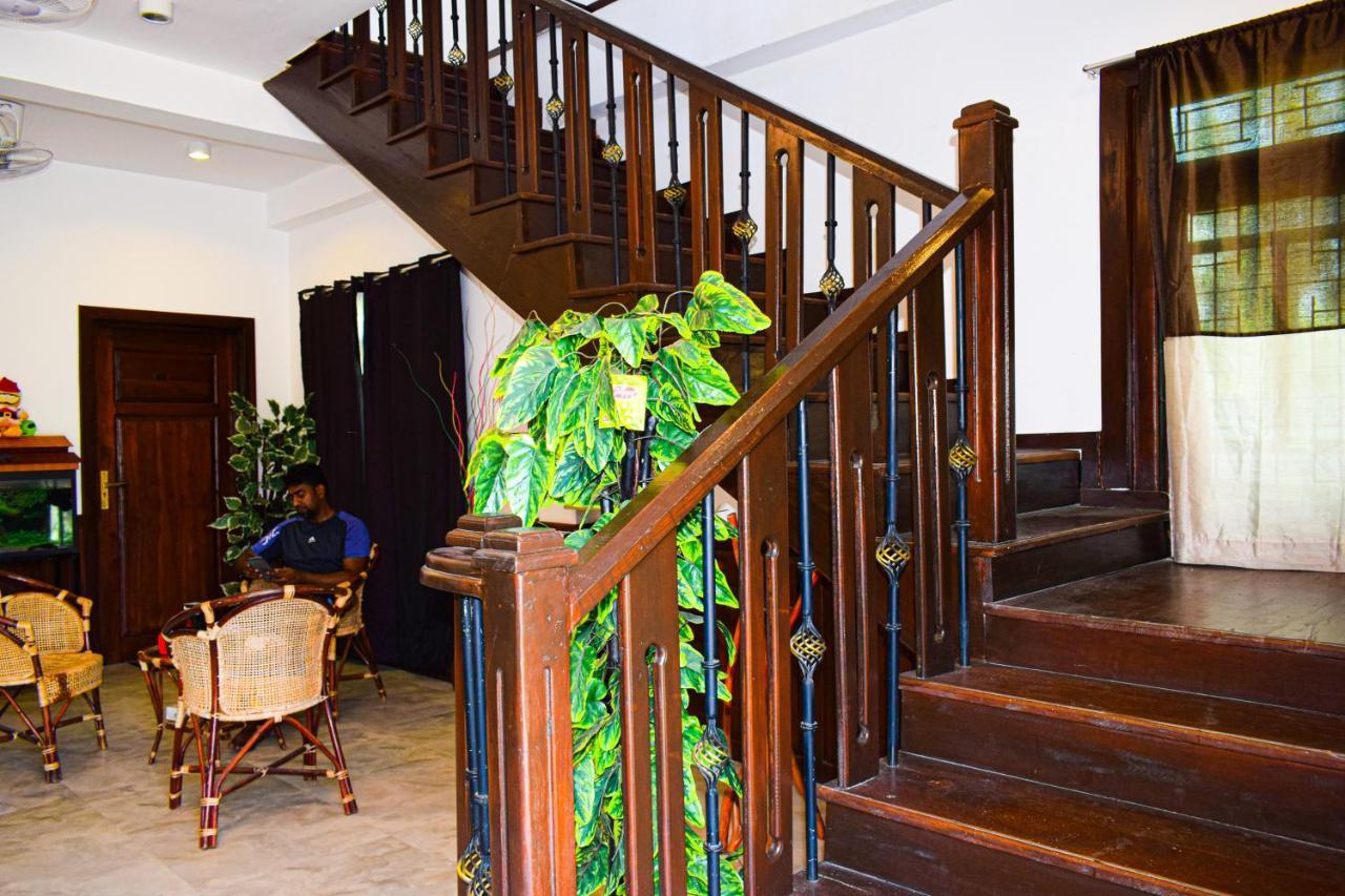 Alffa Guest Inn Trincomalee Ngoại thất bức ảnh